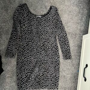 Jessica Simpson Maternity Dress